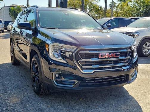 2024 GMC Terrain AT4
