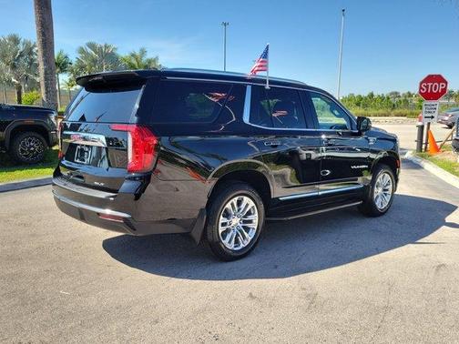 Onyx Black 2022 GMC Yukon SLT