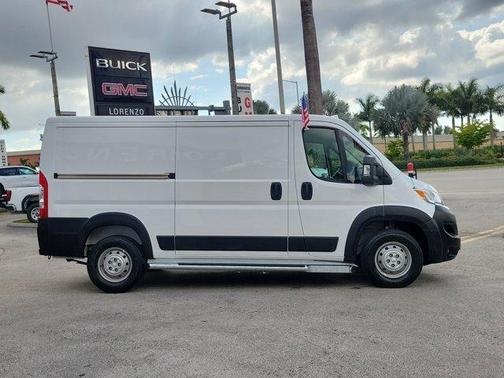 2023 RAM ProMaster 2500 Base