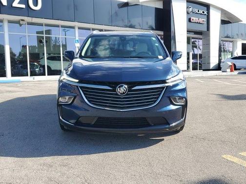 2022 Buick Enclave Essence