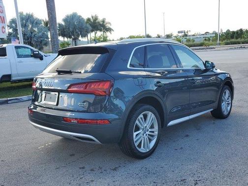 2018 Audi Q5 2.0T Premium Plus