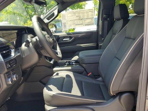 2025 GMC Yukon XL Elevation