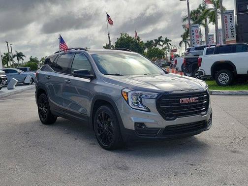 2023 GMC Terrain SLT