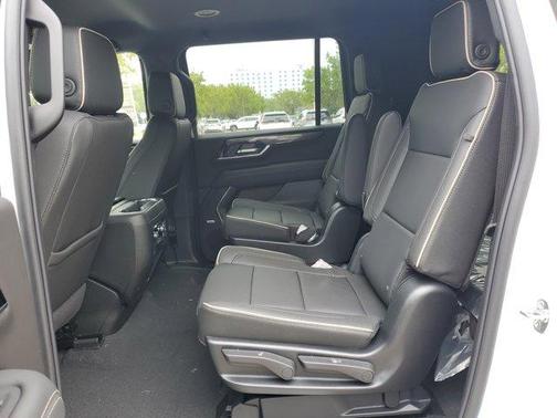 2025 GMC Yukon XL Elevation