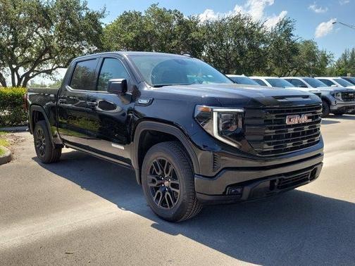 2025 GMC Sierra 1500 Elevation