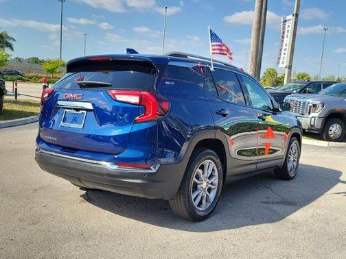 2022 GMC Terrain SLT