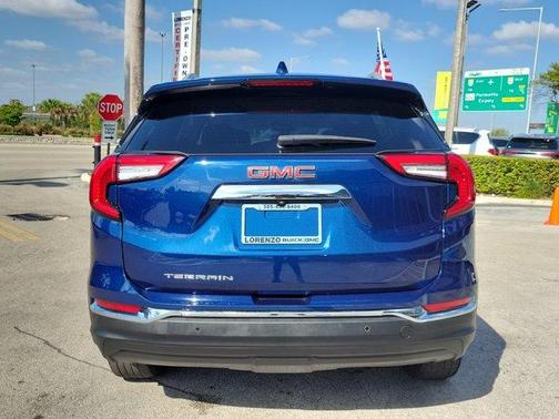 2022 GMC Terrain SLT