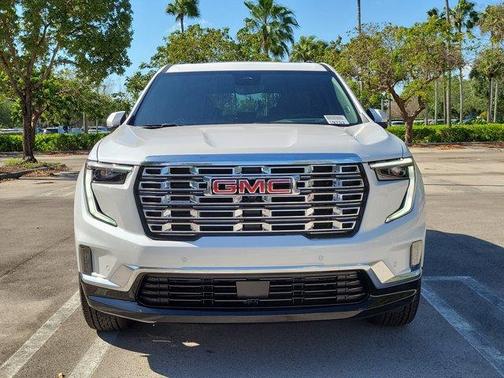 2025 GMC Acadia Denali