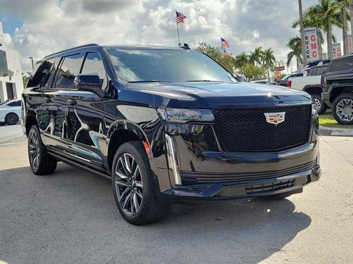 2023 Cadillac Escalade ESV Sport Platinum