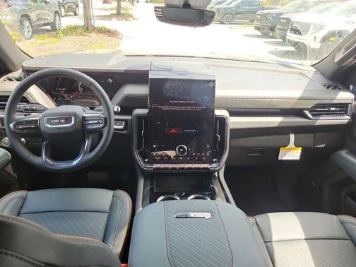 2025 GMC Yukon XL AT4