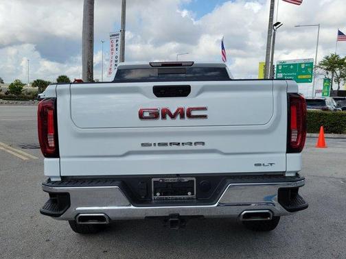 2022 GMC Sierra 1500 SLT