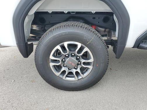 2025 GMC Sierra 2500 SLE
