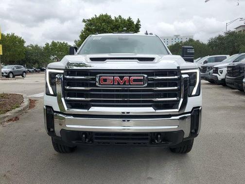 2025 GMC Sierra 2500 SLE