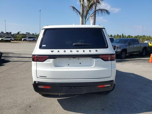 2023 Jeep Wagoneer Series II