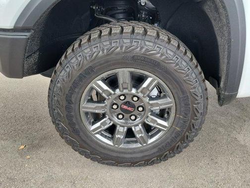 Summit White 2026 GMC Sierra 1500 AT4X