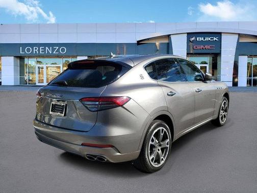 2021 Maserati Levante Base