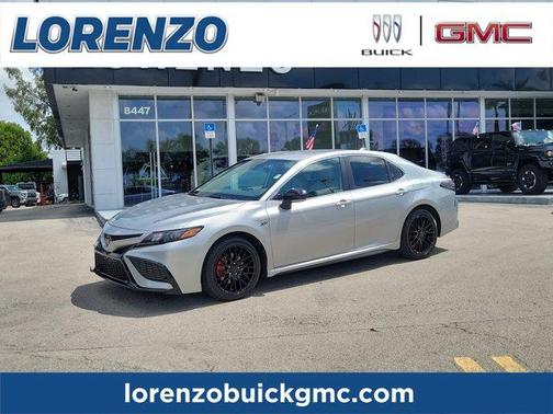 2022 Toyota Camry SE