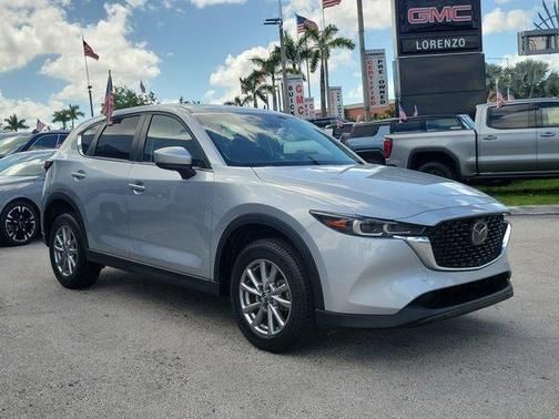 2022 Mazda CX-5 2.5 S Preferred Package