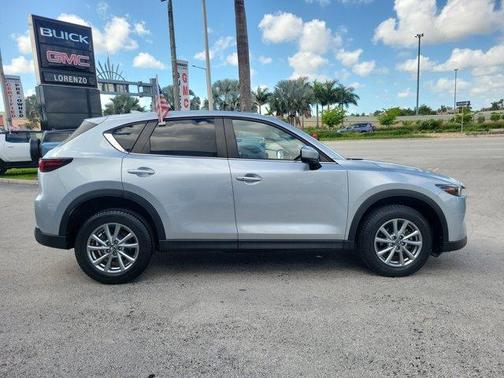 2022 Mazda CX-5 2.5 S Preferred Package