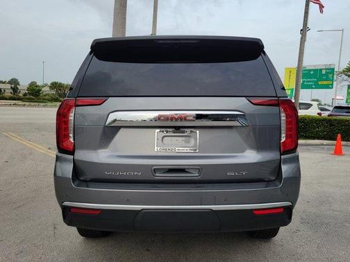 2021 GMC Yukon SLT