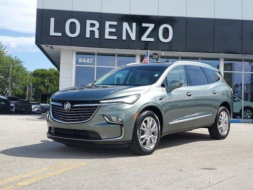 2024 Buick Enclave Essence