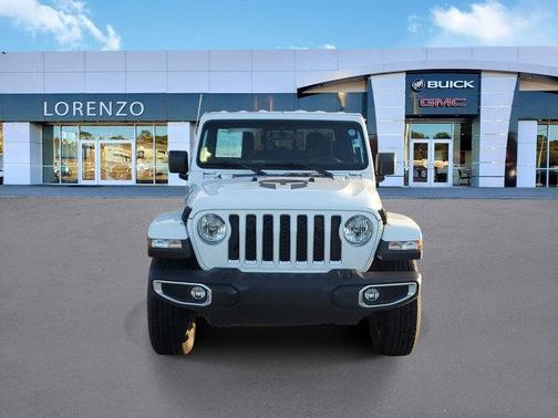 2023 Jeep Gladiator Overland