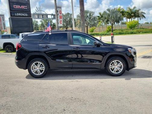 Ebony Twilight Metallic 2023 GMC Terrain SLE