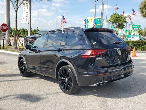 2020 Volkswagen Tiguan 2.0T SE R-Line Black