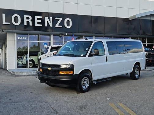 2022 Chevrolet Express 3500 LS