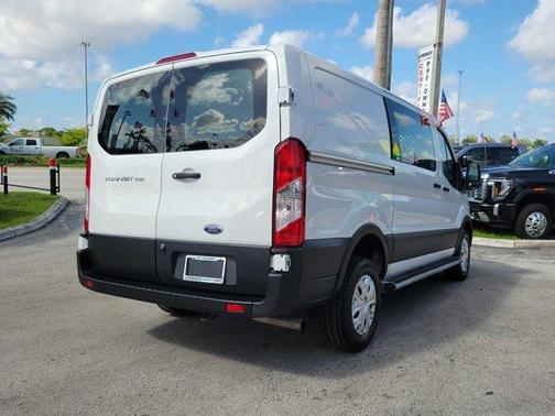 2023 Ford Transit-250