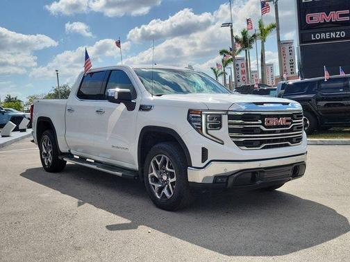 2024 GMC Sierra 1500 SLT