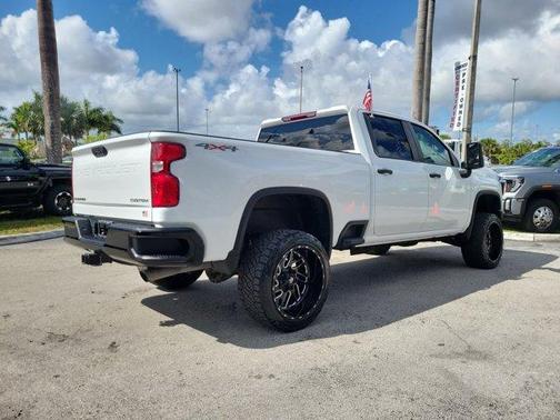 2023 Chevrolet Silverado 2500 Custom