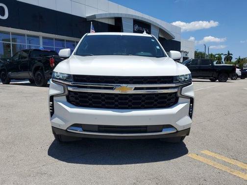 2022 Chevrolet Suburban LS