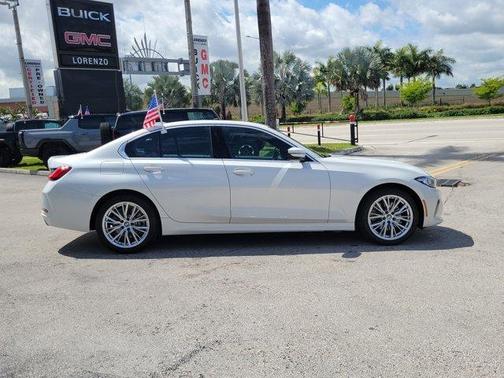 2024 BMW 330 i
