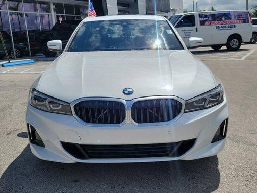 2024 BMW 330 i