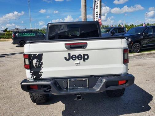 2020 Jeep Gladiator Sport