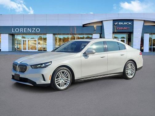 2024 BMW 530 i xDrive