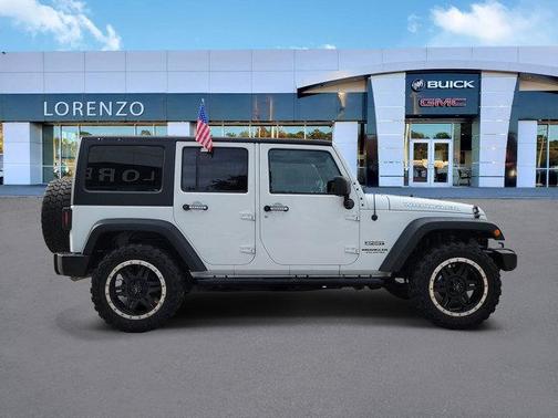 Bright White Clearcoat 2016 Jeep Wrangler Unlimited Sport
