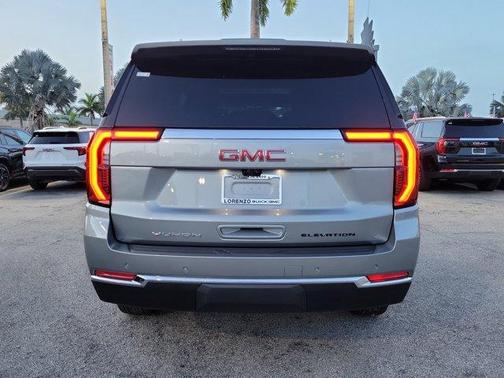 2026 GMC Yukon XL Elevation