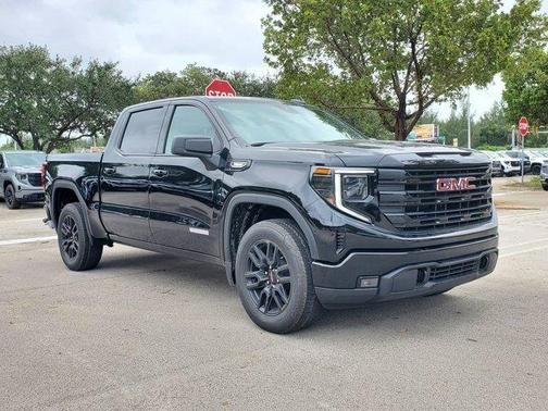 2025 GMC Sierra 1500 Elevation