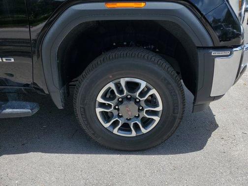 2025 GMC Sierra 2500 SLT