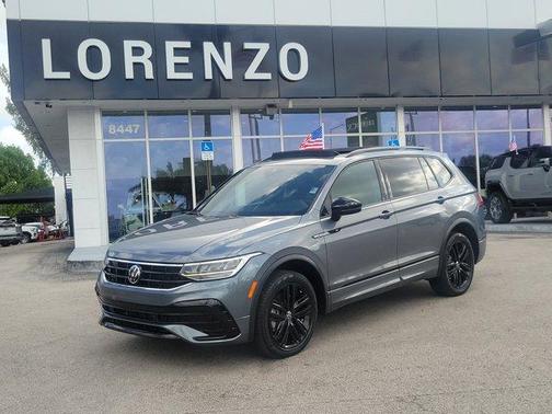 2022 Volkswagen Tiguan 2.0T SE R-Line Black