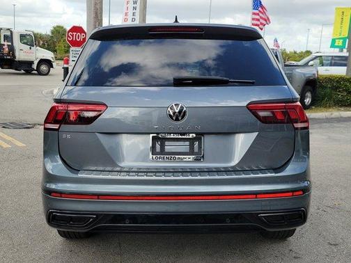 2022 Volkswagen Tiguan 2.0T SE R-Line Black