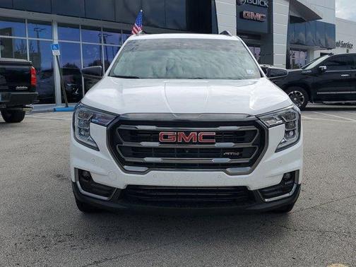 2023 GMC Terrain AT4