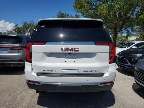 2025 GMC Yukon Elevation