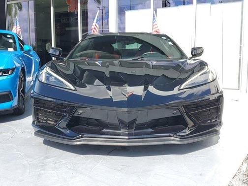 2022 Chevrolet Corvette Stingray w/2LT