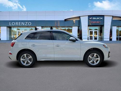 2023 Audi Q5 40 Premium