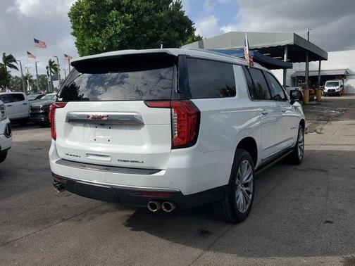 2023 GMC Yukon XL Denali