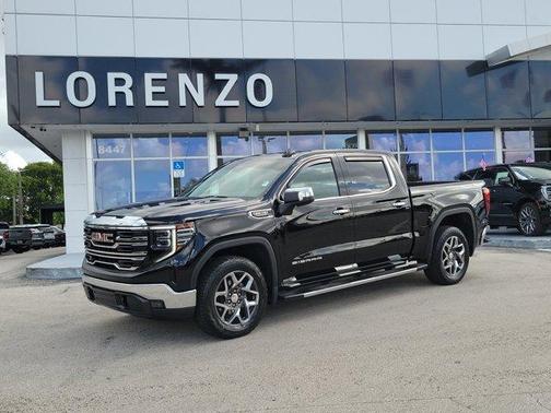 2023 GMC Sierra 1500 SLT