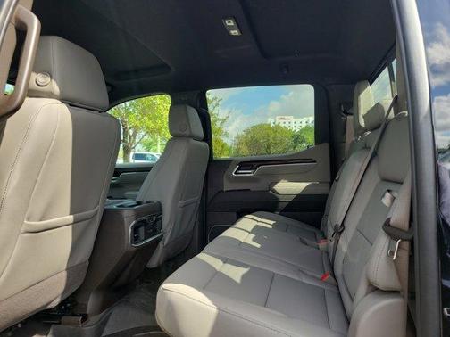 Onyx Black 2026 GMC Sierra 1500 SLT